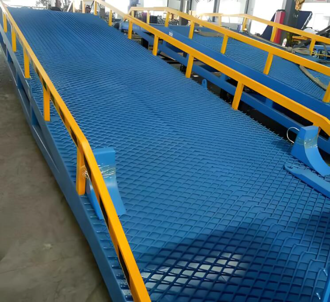 贡嘎移动式液压登车桥